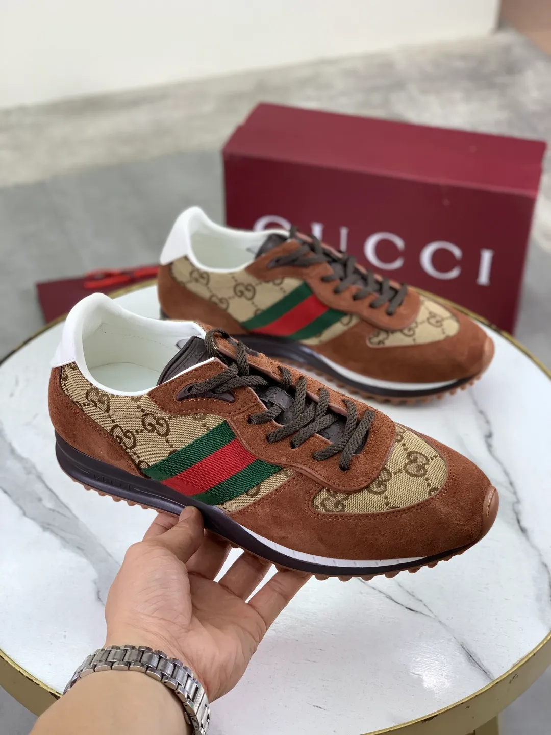 Men's shoes 💰P640 New Gucci Gucci Top version Latest catwalk style Re-Motion series Thick-soled casual sports shoes Original purchase and development ▪️Fabric: Original custom imported first-layer cowhide ▪️Sole: Original molded TPU material ▪️Sole thickness: 3.5CM ▪️Size: Men 39-45 Color: 8️⃣ colors available, boutique packaging